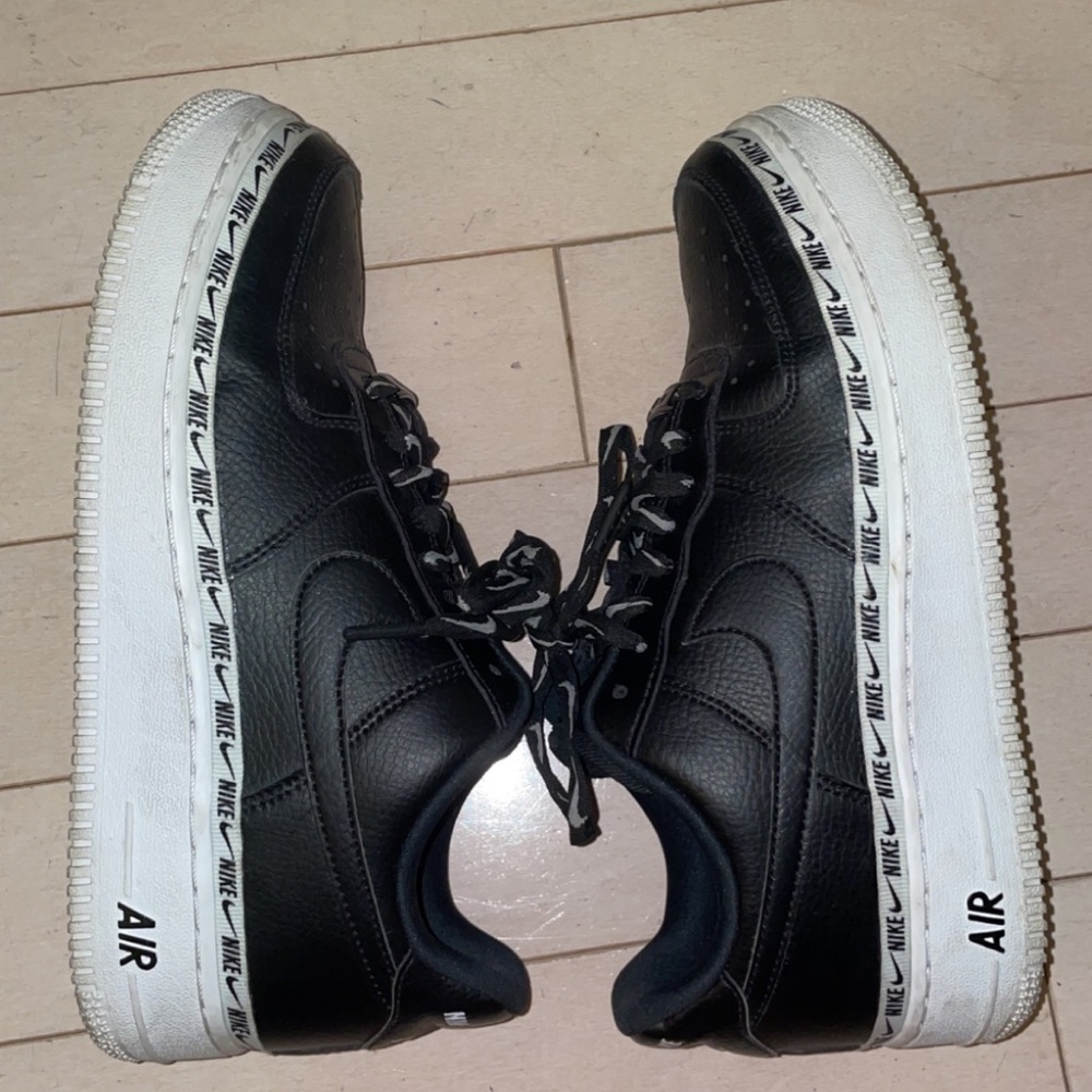 Nike Air Force 1 (AF-1) - Picture 2 of 5